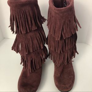 MINNETONKA Moccasin Fringed Suede Boots in Wine Red Women’s Size 8